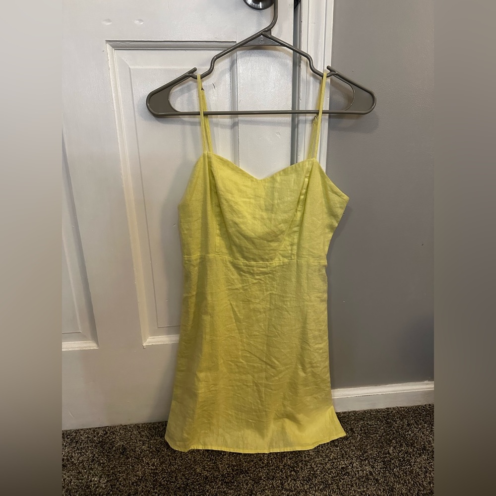 Light Yellow Forever 21 Mini Dress Size Small